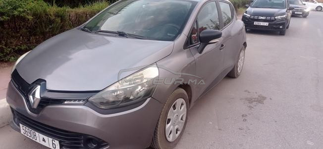 clio 4 n9iya libra reprise bi Seat Leon mar7ba