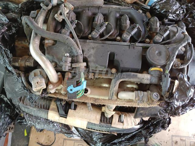 2 moteurs diesels - 2