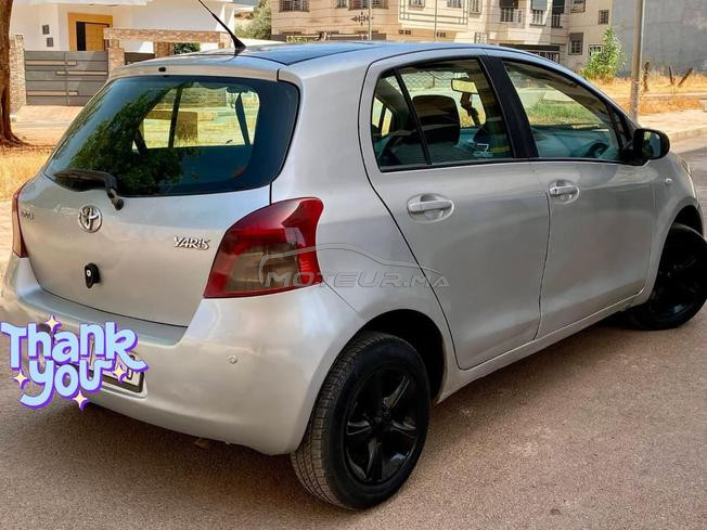toyota yaris essence