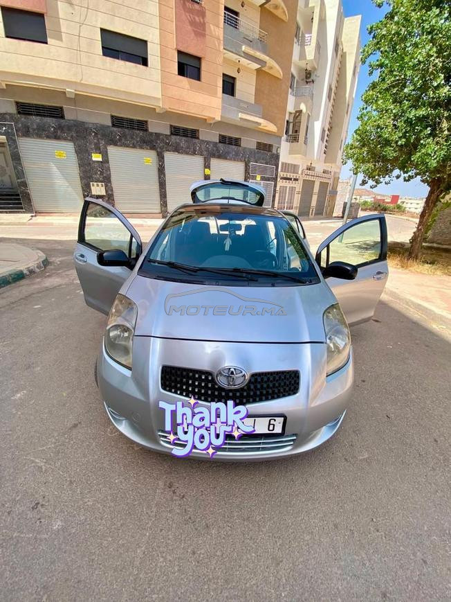 toyota yaris essence