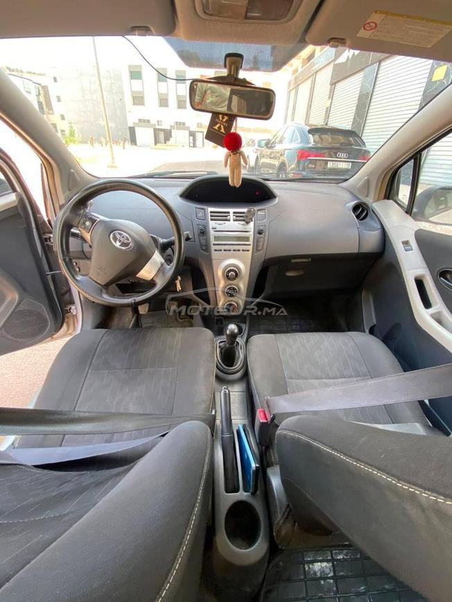 toyota yaris essence