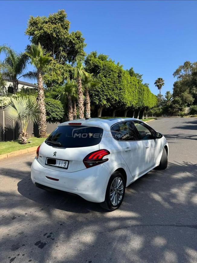 208 white edition 2020