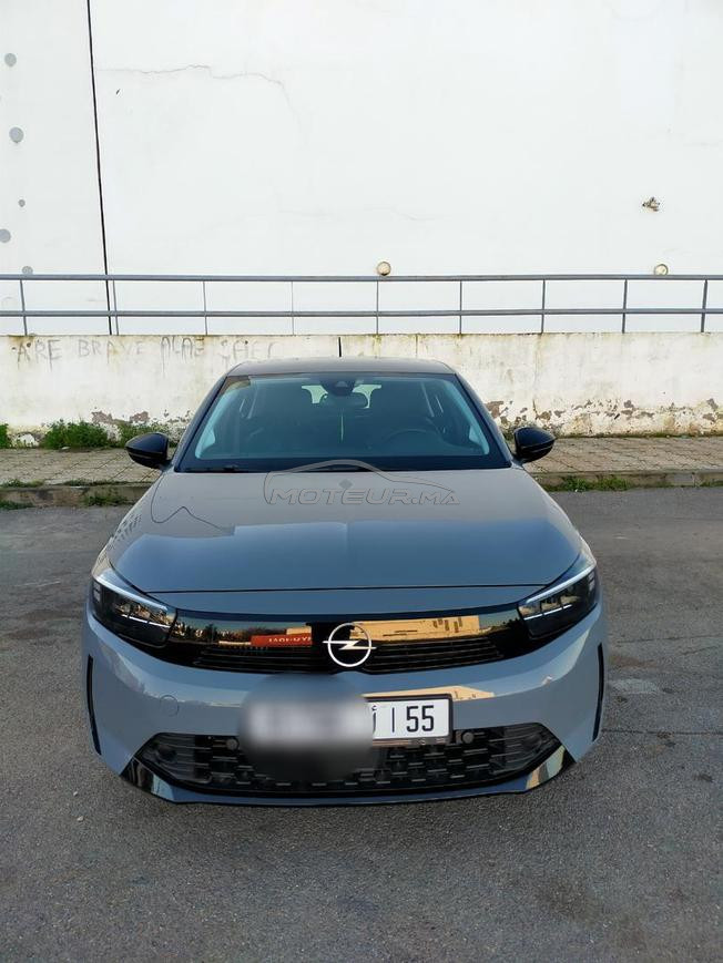 Opel Corsa très bon état.