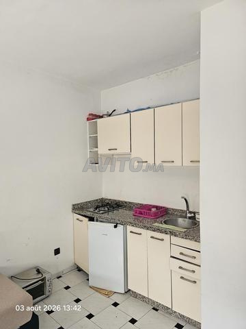 Appartement à louer 32 m² à Rabat - 2