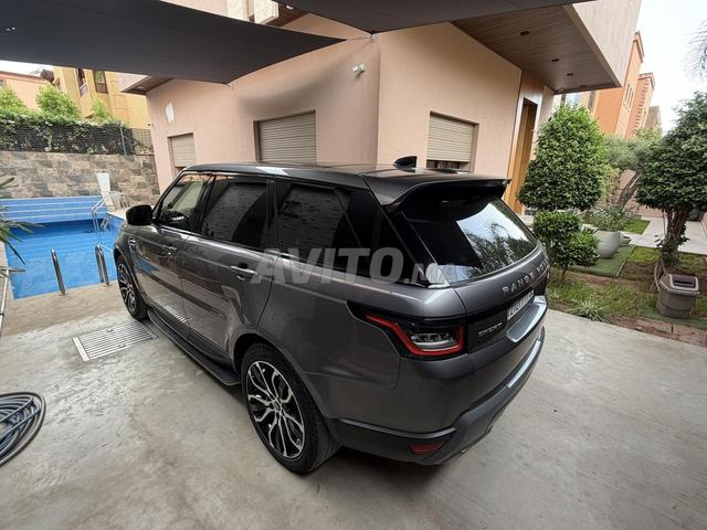 Range Rover Sport gris métallisé