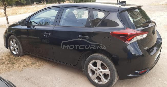 toyota auris 2016