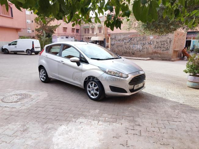 Ford Fiesta . jamais accidenté . n9ia bzaf 