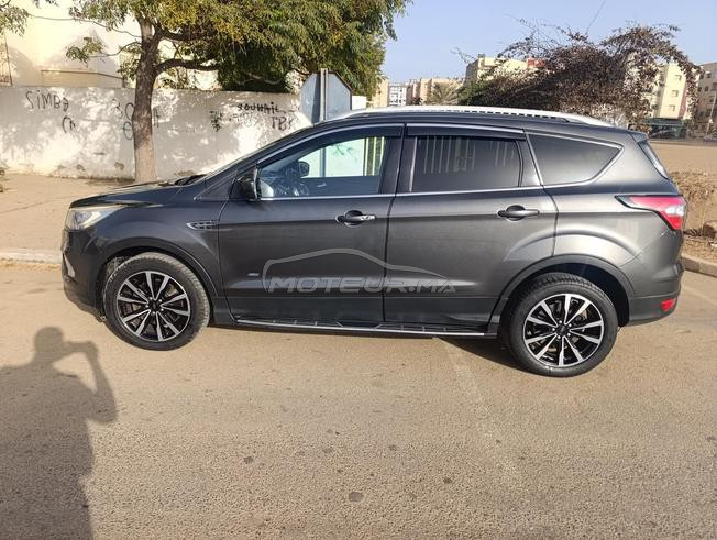 Ford Kuga automatique Titanium