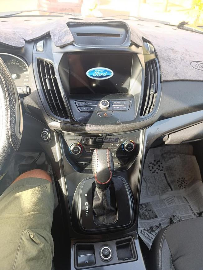 Ford Kuga automatique Titanium