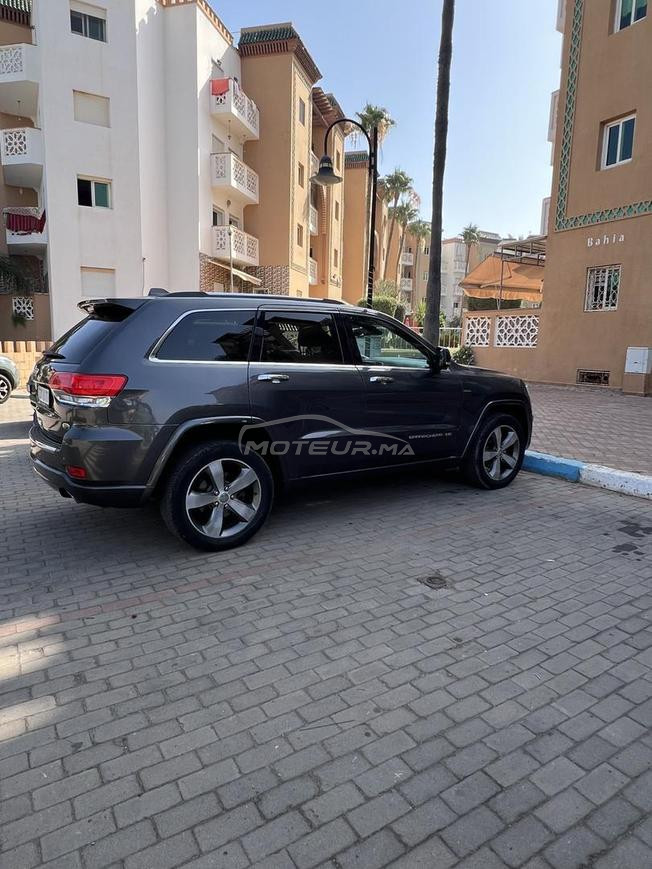 vends ma Jeep Grand Cherokee Overland Faible KM   