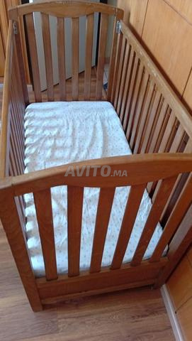 Lit pour bébé avec matelas - 2