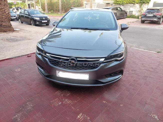 Opel Astra Diesel Manuelle 2019 à Rabat