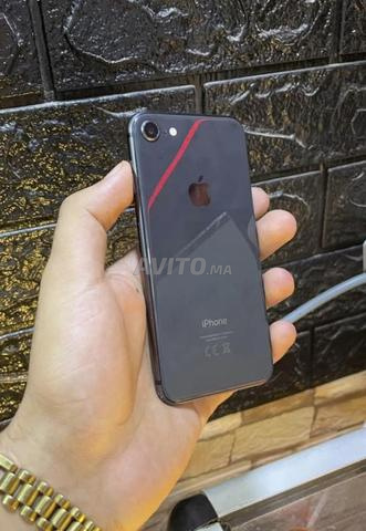 iPhone 8 normal batterie 81 bypass wifi - 2