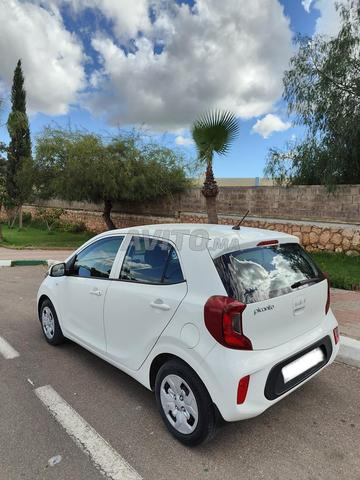 Kia Picanto Essence Manuelle 2022 à Khouribga - 2