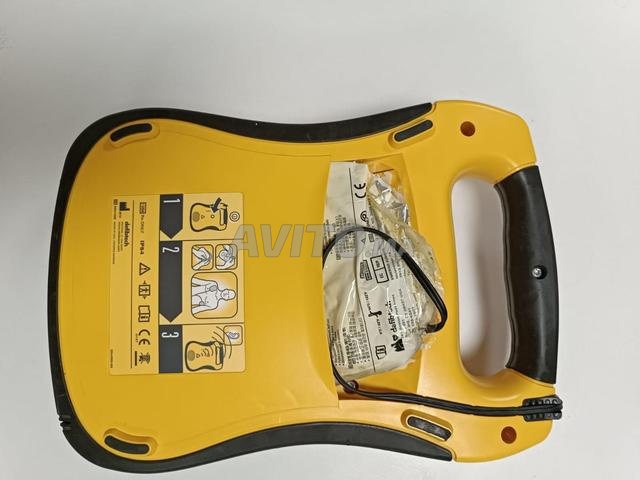 Défibrillateur Defibtech Lifeline Auto - 2