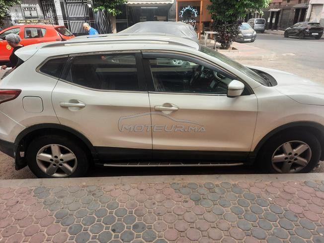 nissan qashqai à vendre en très bon état 