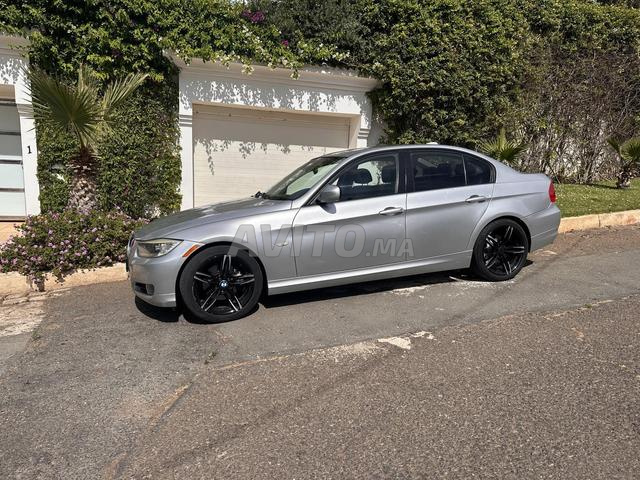 BMW 323i e90 Essence 2009 - 2