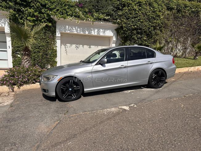 BMW 323i e90 Essence 2009 