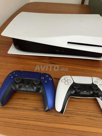 PS5 standard (prix négociable) - 2