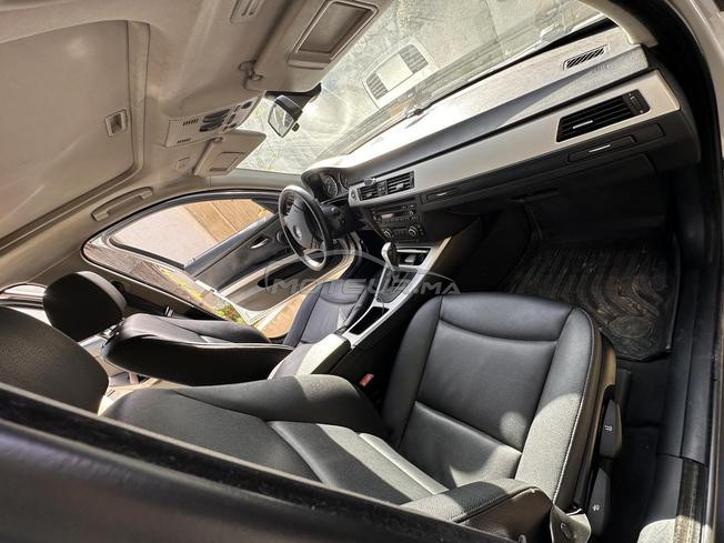 BMW 323i e90 Essence 2009 