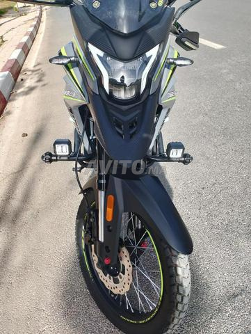 دراجة نارية GTS 200cc موديل 2000 - 2