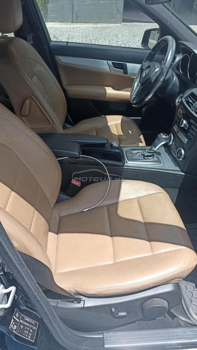 Mercedes c220 phase 2 pack amg modèle 2012