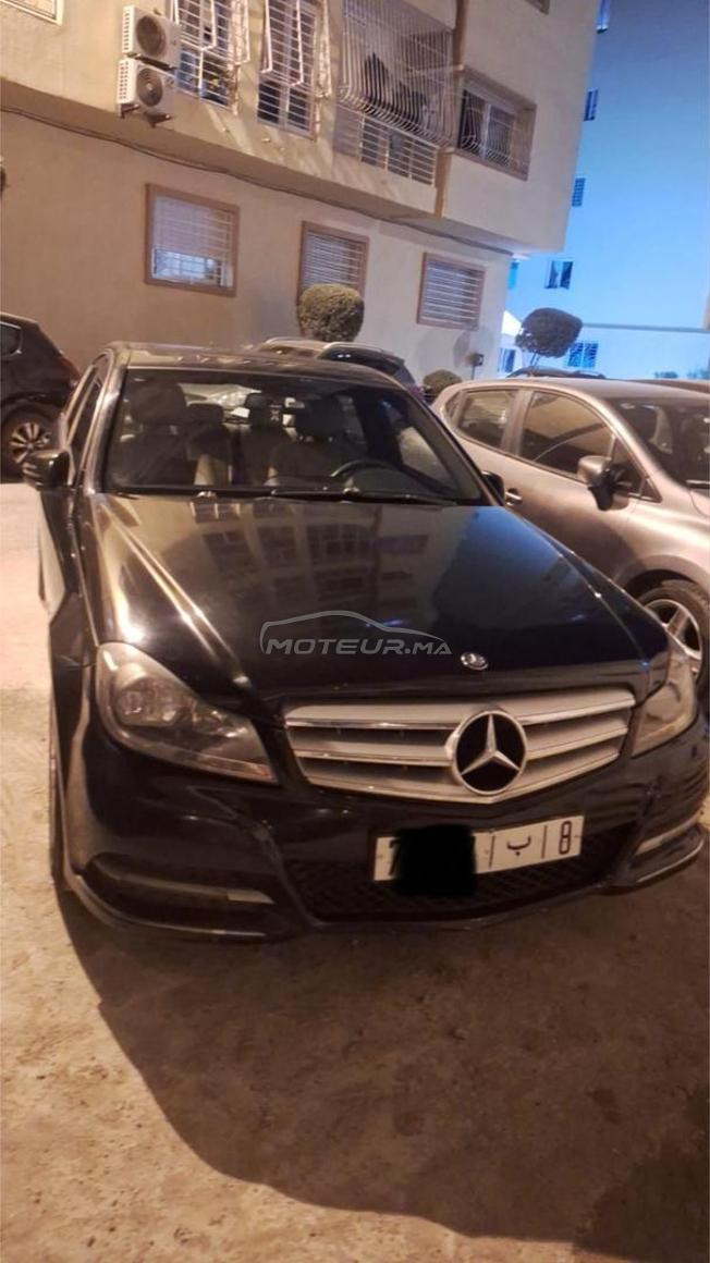 Mercedes c220 phase 2 pack amg modèle 2012