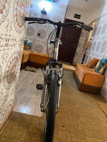 Vélo en bon état pour longue route, contactez-moi si intéressé - 2