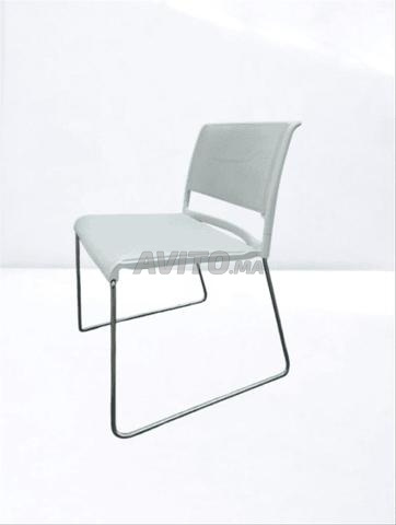 Chaise accueil/réception Wilkhahn empilable - 2