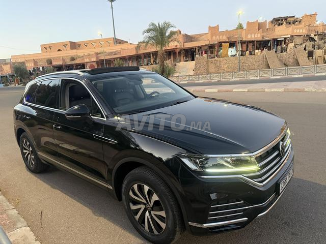 Volkswagen Touareg - 2