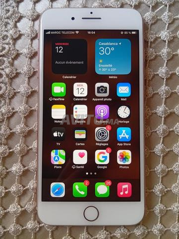 À vendre iPhone 8 Plus 64Go - Débloqué officiel - 2