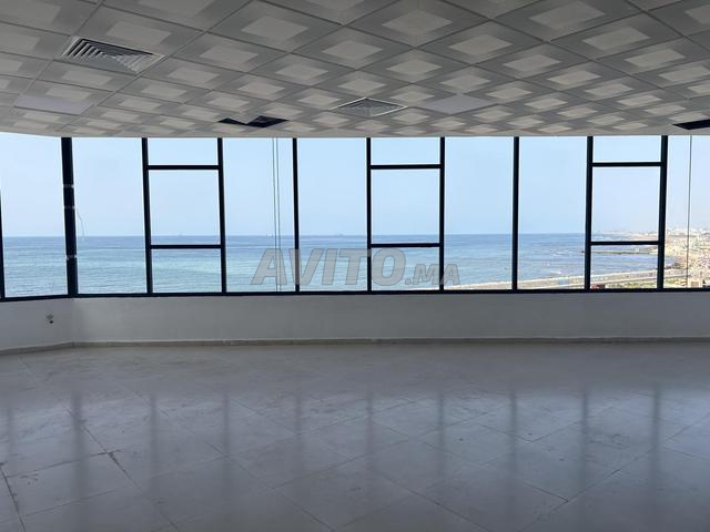 Bureau à louer avec vue sur mer