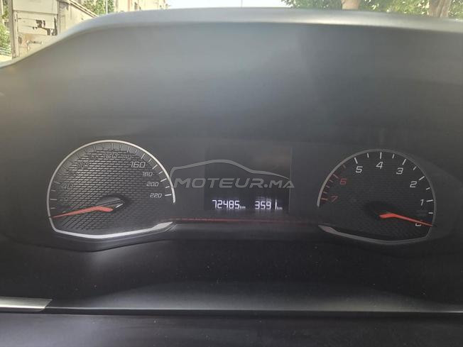 Peugeot 208 diesel tout options 