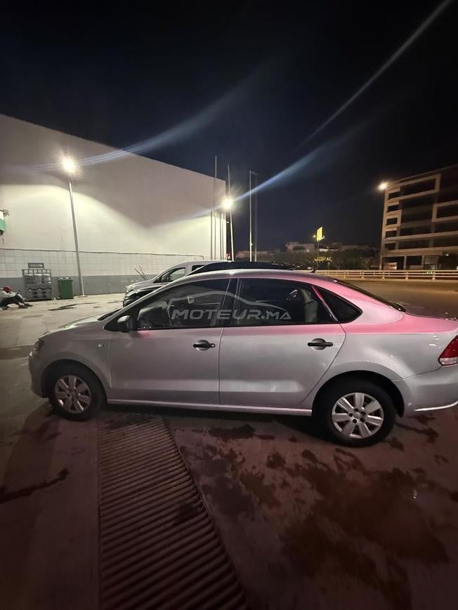 Polo sedan 2014 en parfaite état 