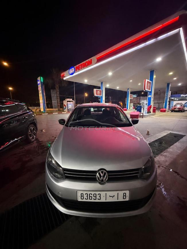 Polo sedan 2014 en parfaite état 