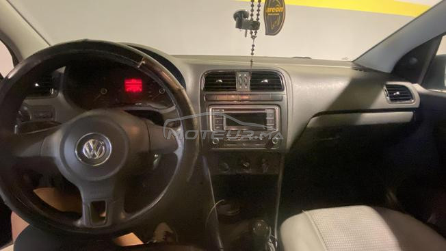Polo sedan 2014 en parfaite état 