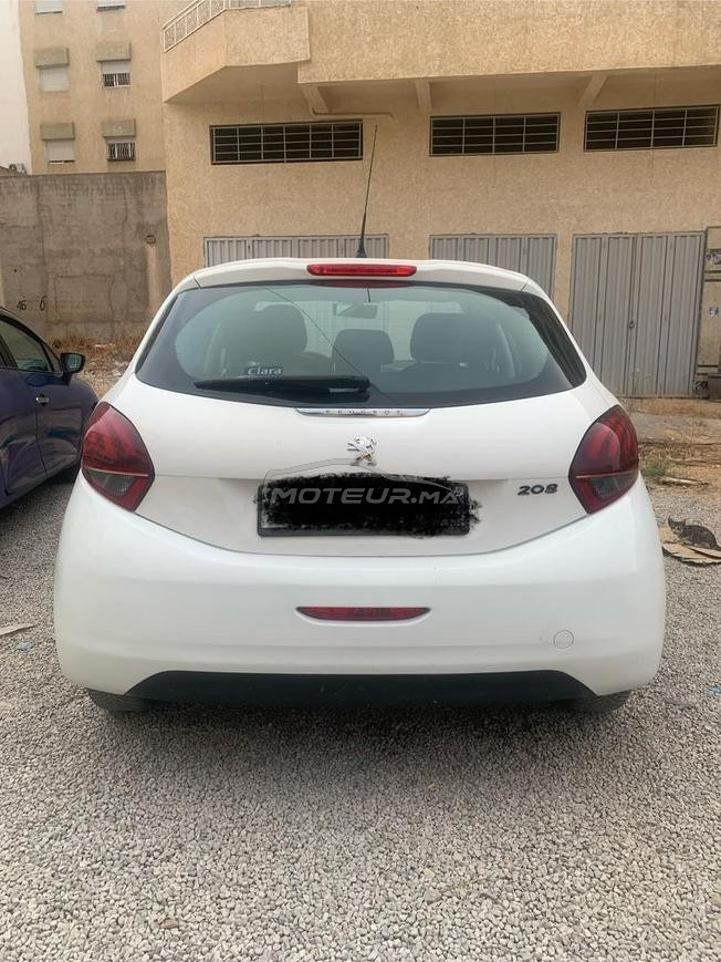 Peugeot 208 Diesel Manuelle 2018 à Fès