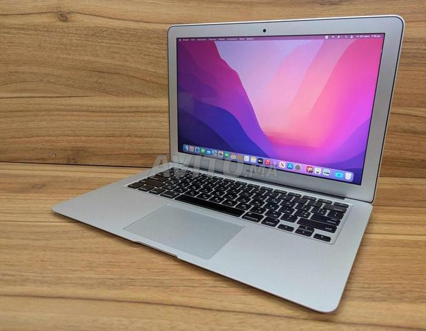 ماك بوك سليم اير قرص SSD بحالة جيدة - 2