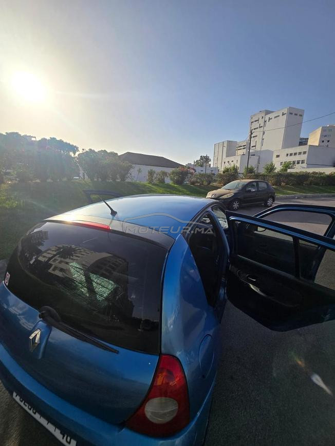 Renault Clio Essence Manuelle 2009 à Tanger