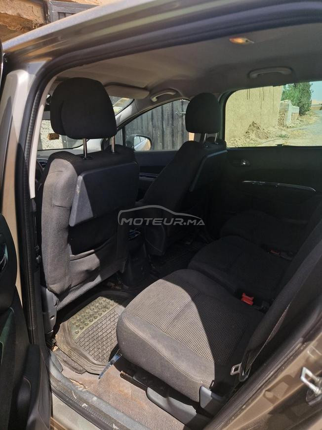 Peugeot 5008 Diesel Automatique 2014 à Marrakech