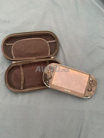 PS Vita comme neuf - 2