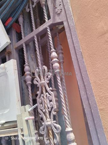 باب حديد خارجي بحالة جيدة جداً - 2
