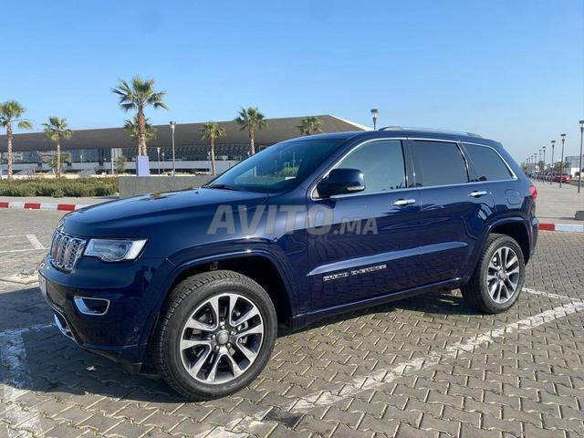 Jeep Grand Cherokee Overland - 2