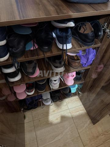 Meuble à chaussures presque neuf - 2
