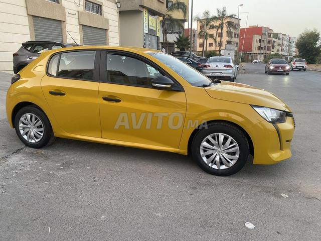 Peugeot 208 Essence Manuelle 2022 à Kénitra - 2