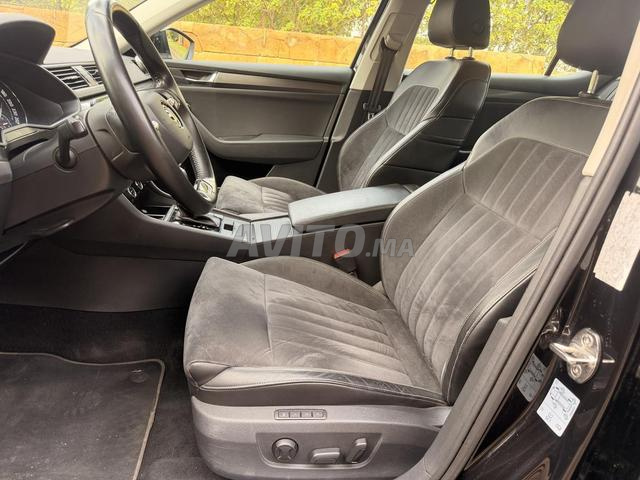 Skoda Superb Diesel Automatique 2021 à Casablanca