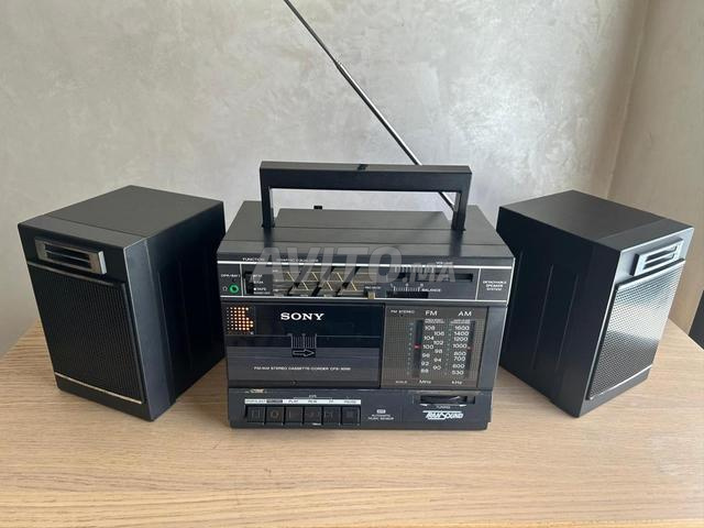 RADIOCASSETTE VINTAGE SONY CFS-3000 (TRANSOUND) - 2