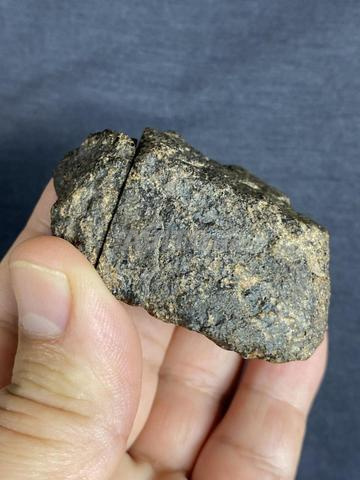 Météorite Achondrite 117 g نيزك اكوندريت