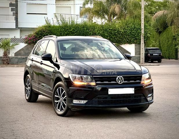 Volkswagen Tiguan Caratline 1ère main automatique - 2