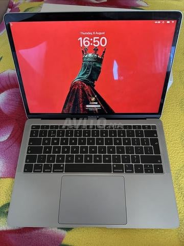ماك بوك اير 2019 i5 8GB رام